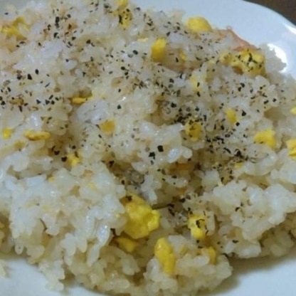 お久しぶりにりぴです♪…実はこどものリクエストでしょっちゅう作ってるんですよ～！何が食べたいって聞くと、必ずエビさんの炒飯！とかえってきます(ﾉ∀｀*)